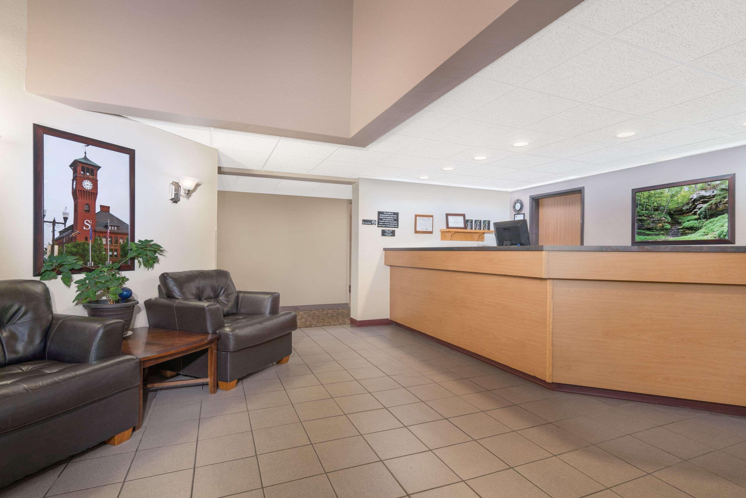 Мотель Super 8 By Wyndham Menomonie Wi Екстер'єр фото